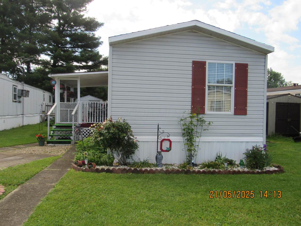 235 Parklawn Drive - Photo 1