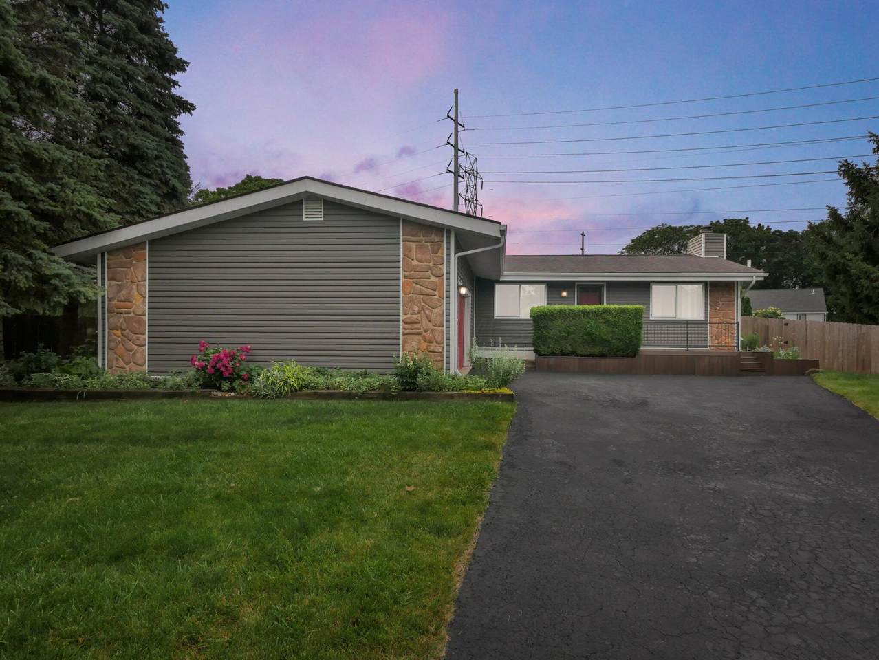 5610 Scepter Place - Photo 1