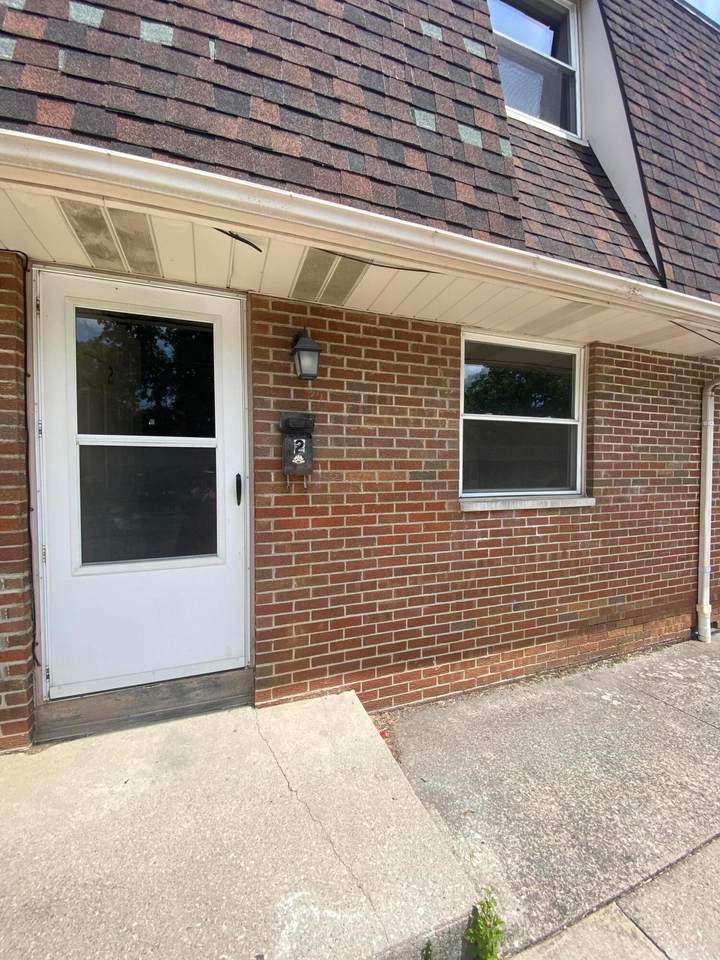 53-2 Neil Street - Photo 1