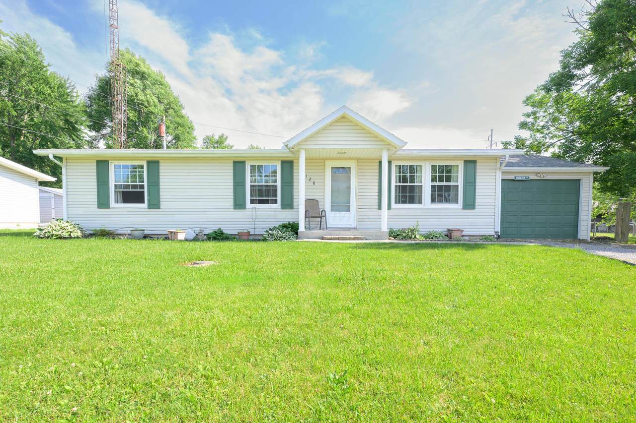 126 Holly Lane - Photo 1