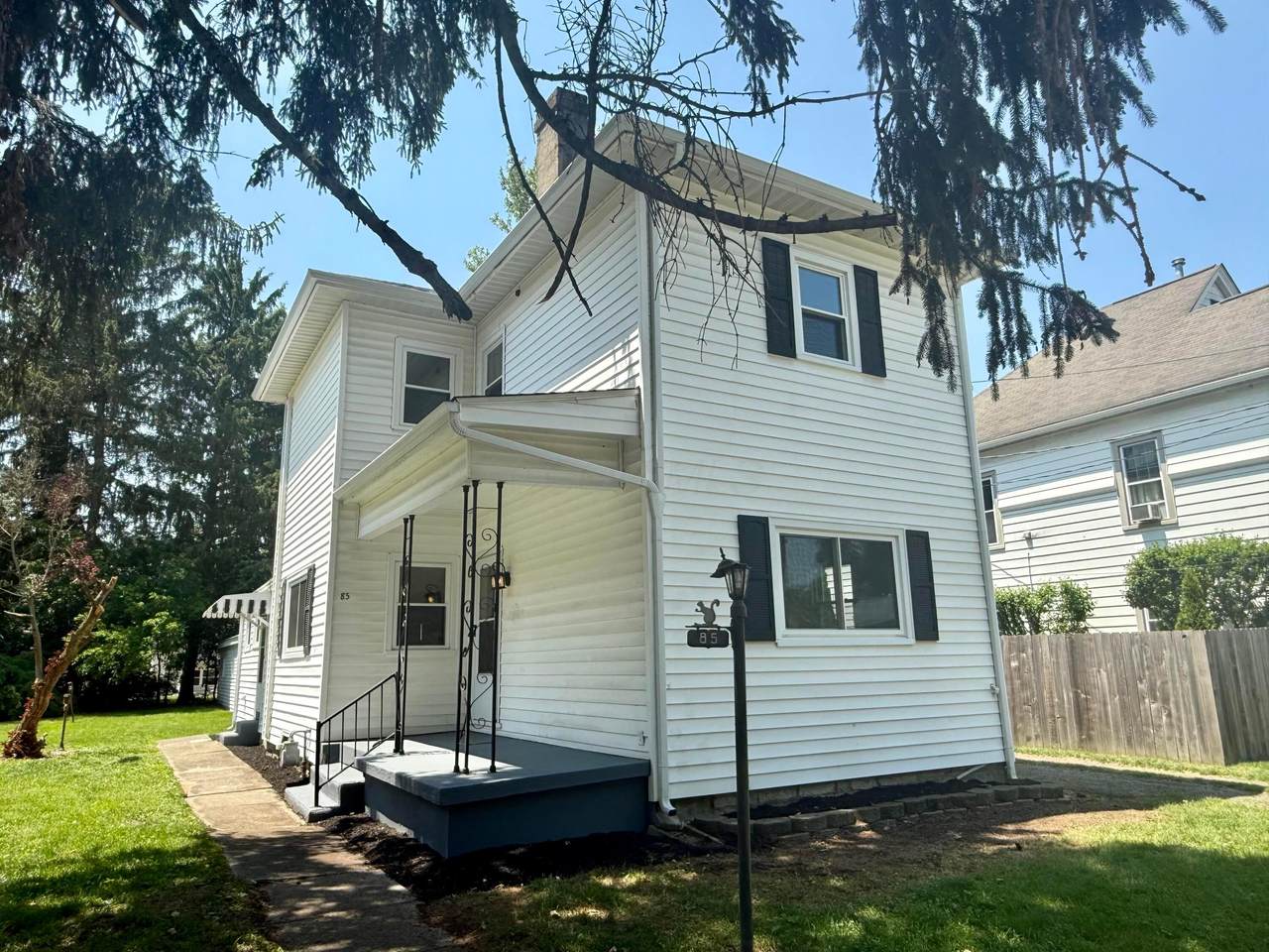 85 Blymer Street - Photo 1