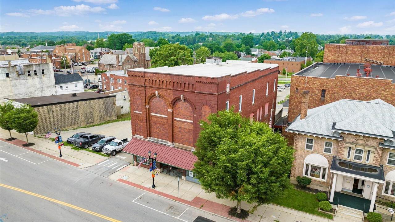 927 Wheeling Avenue - Photo 1