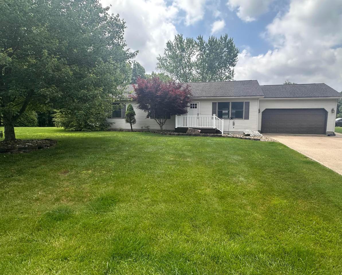 477 Greenlawn Drive - Photo 1