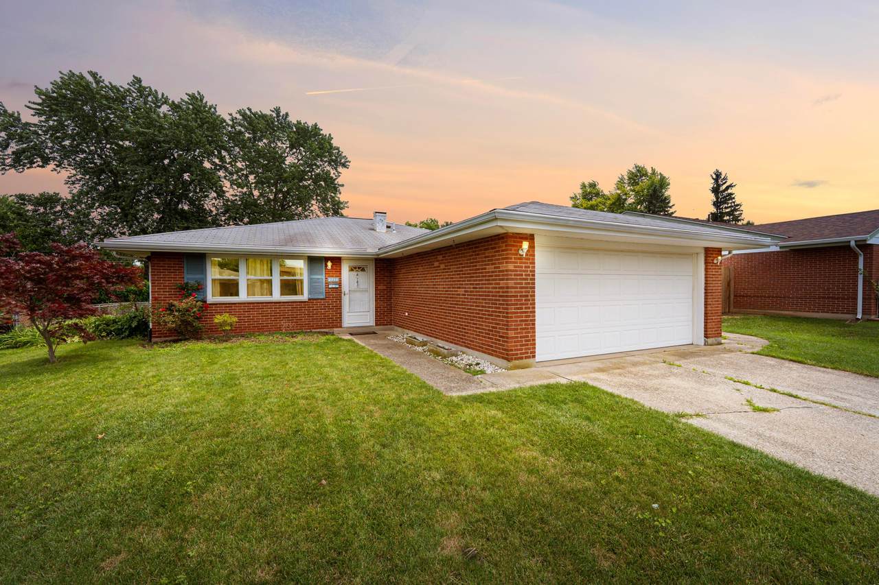 2758 Sutton Avenue - Photo 1