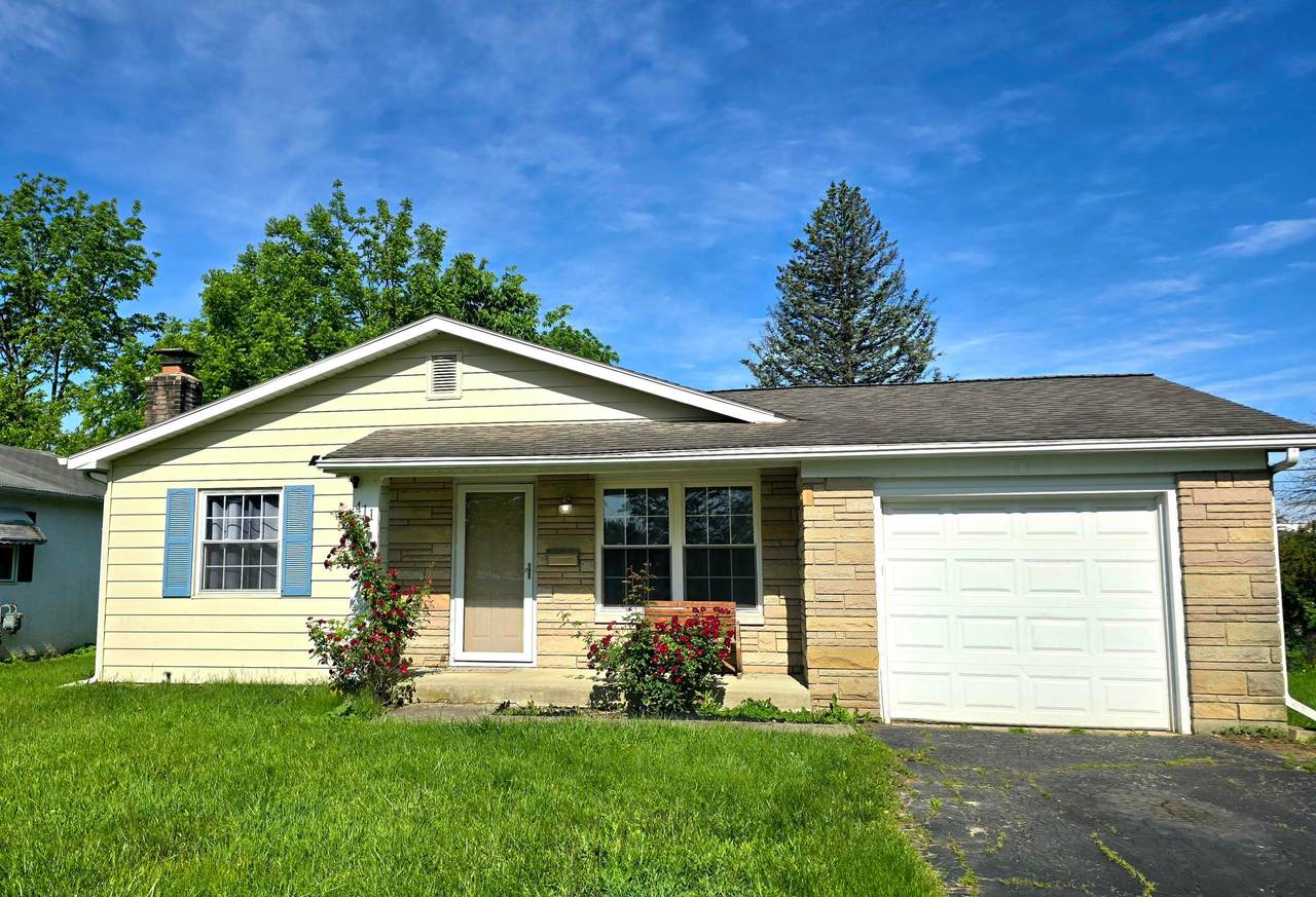 411 Smith Road - Photo 1