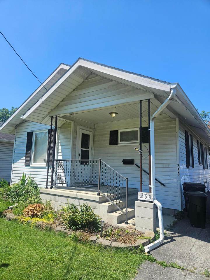 259 Spencer Street - Photo 1