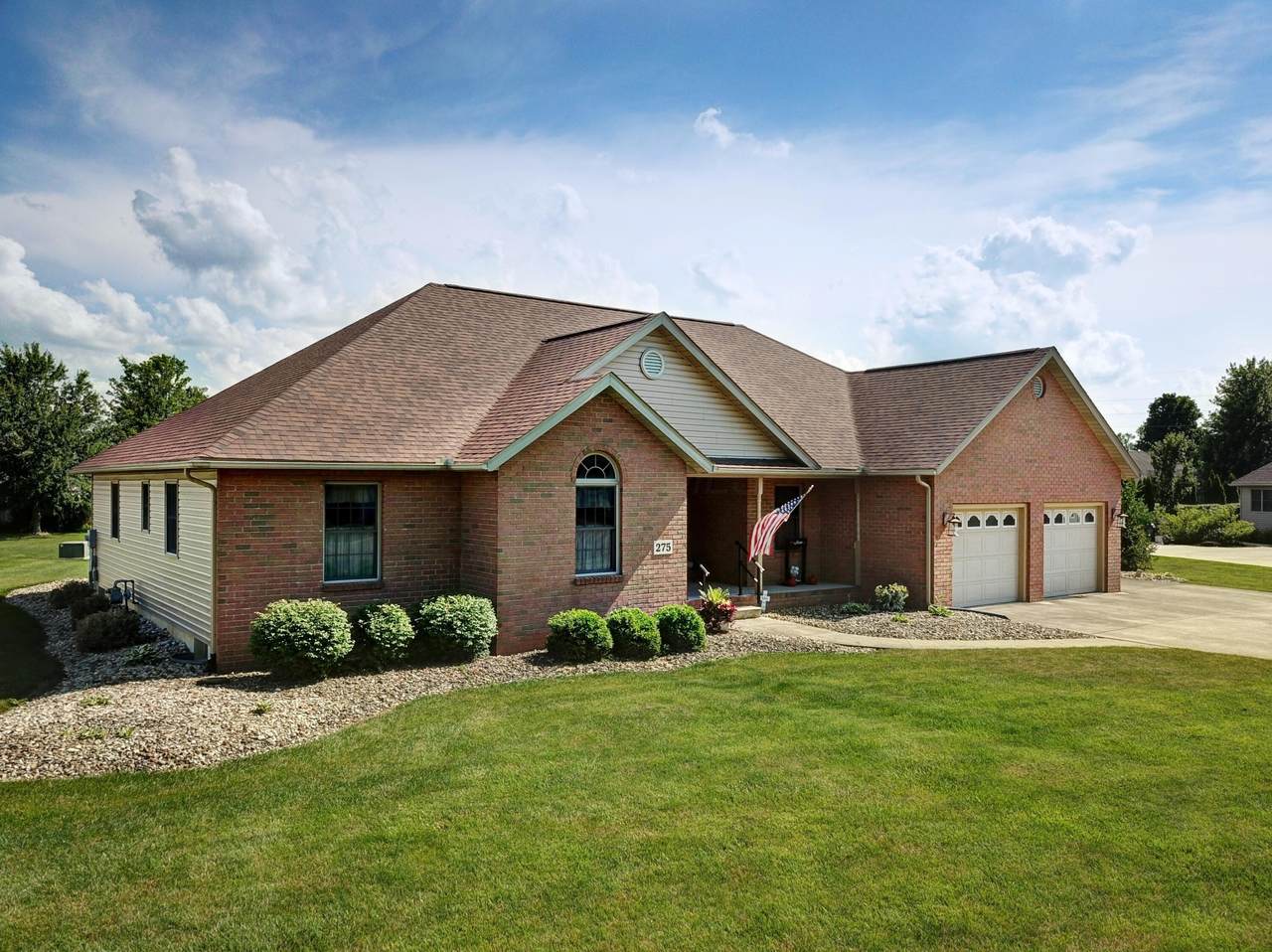 275 Brentwood Street - Photo 1