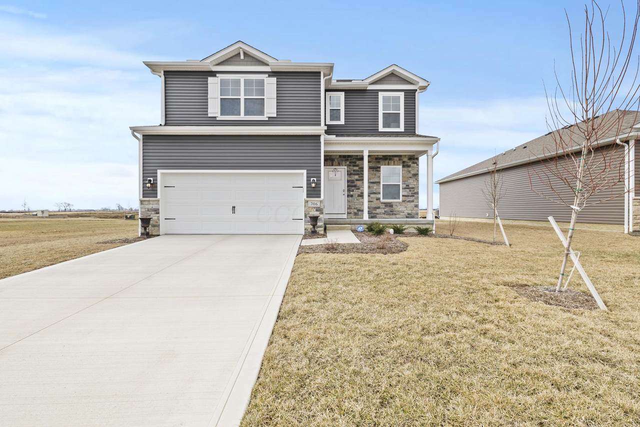706 Leslie Drive - Photo 1