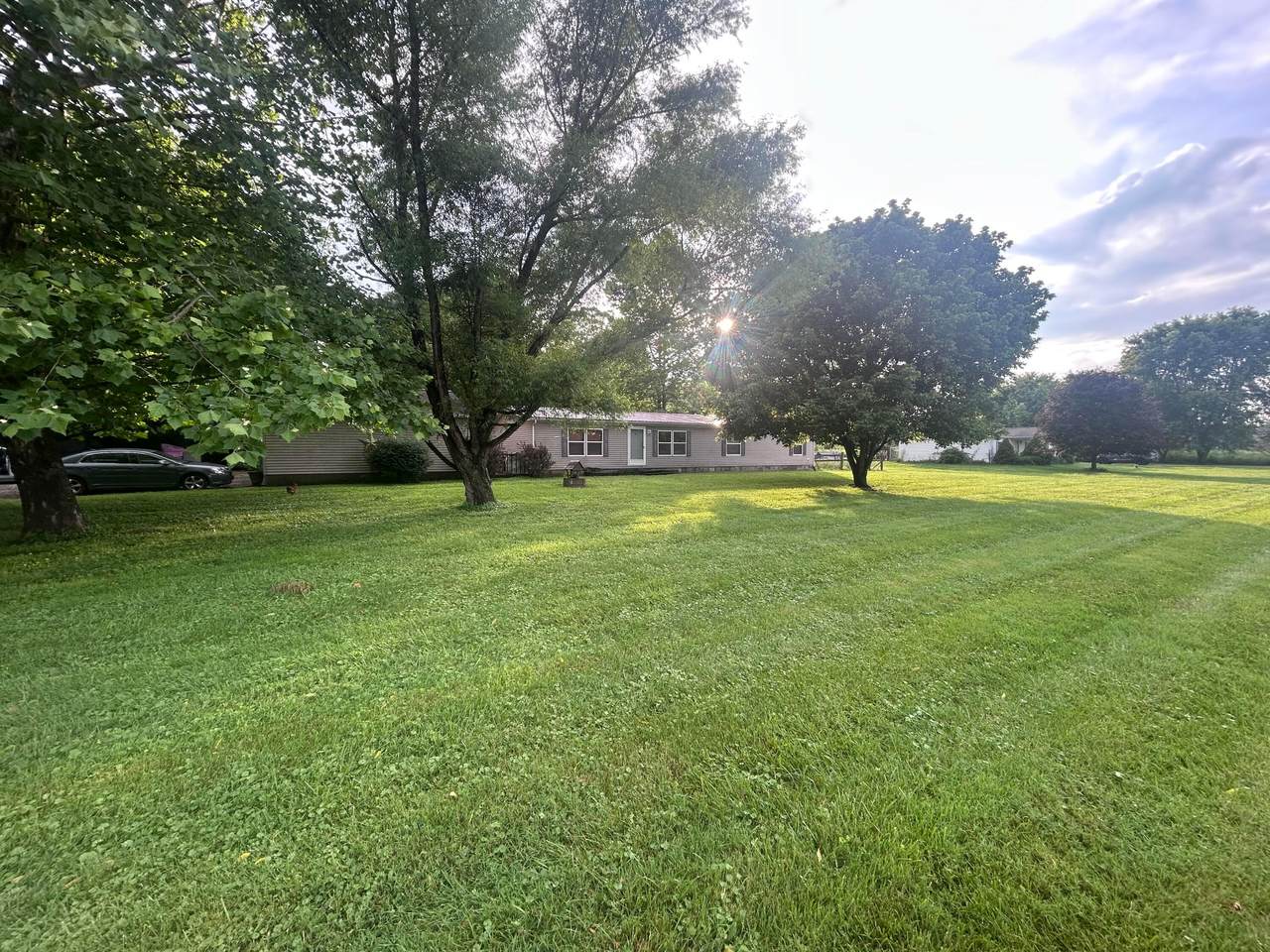 9607 Webb Summit Road - Photo 1