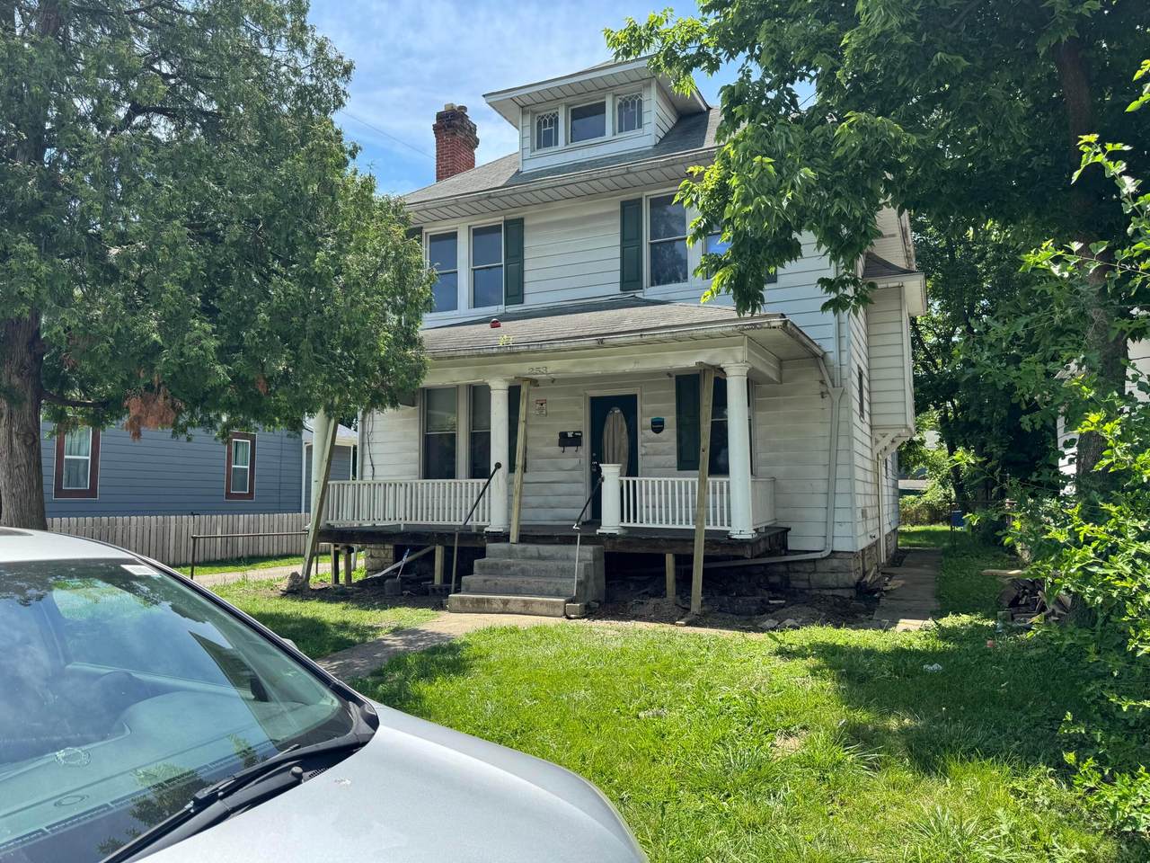 253 Midland Avenue - Photo 1