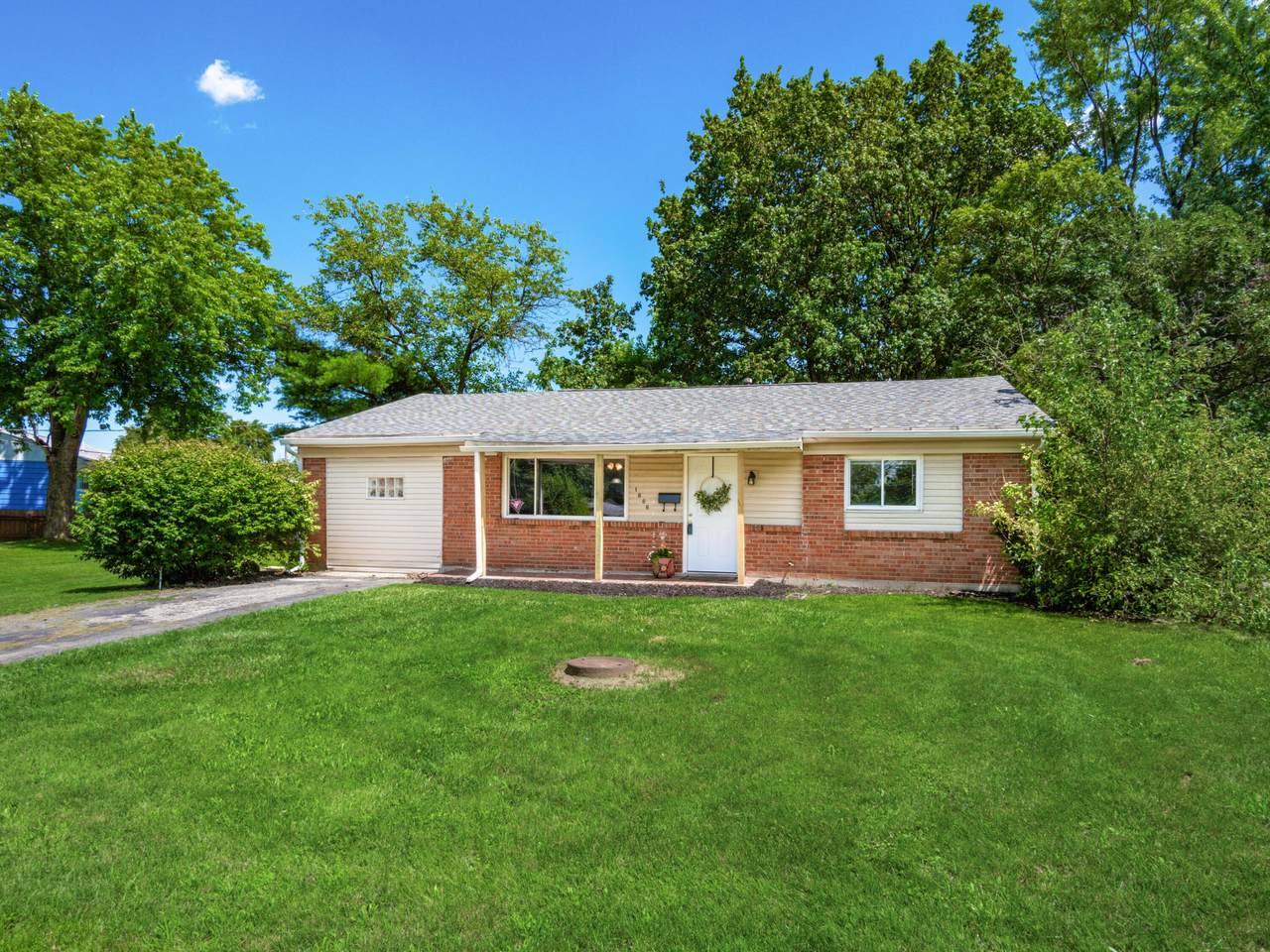 1866 Queensrowe Court - Photo 1