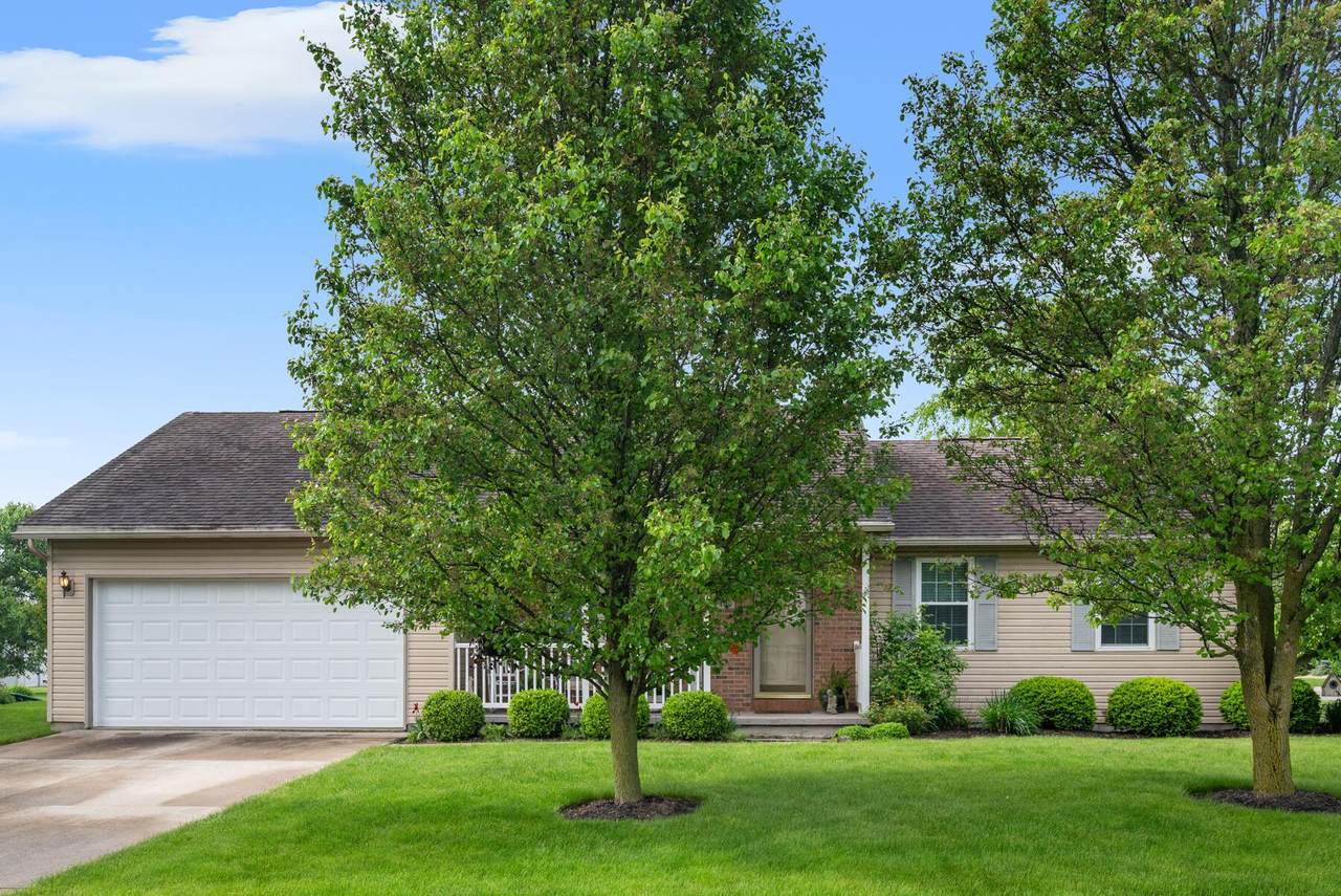 400 Stone Gate Drive - Photo 1