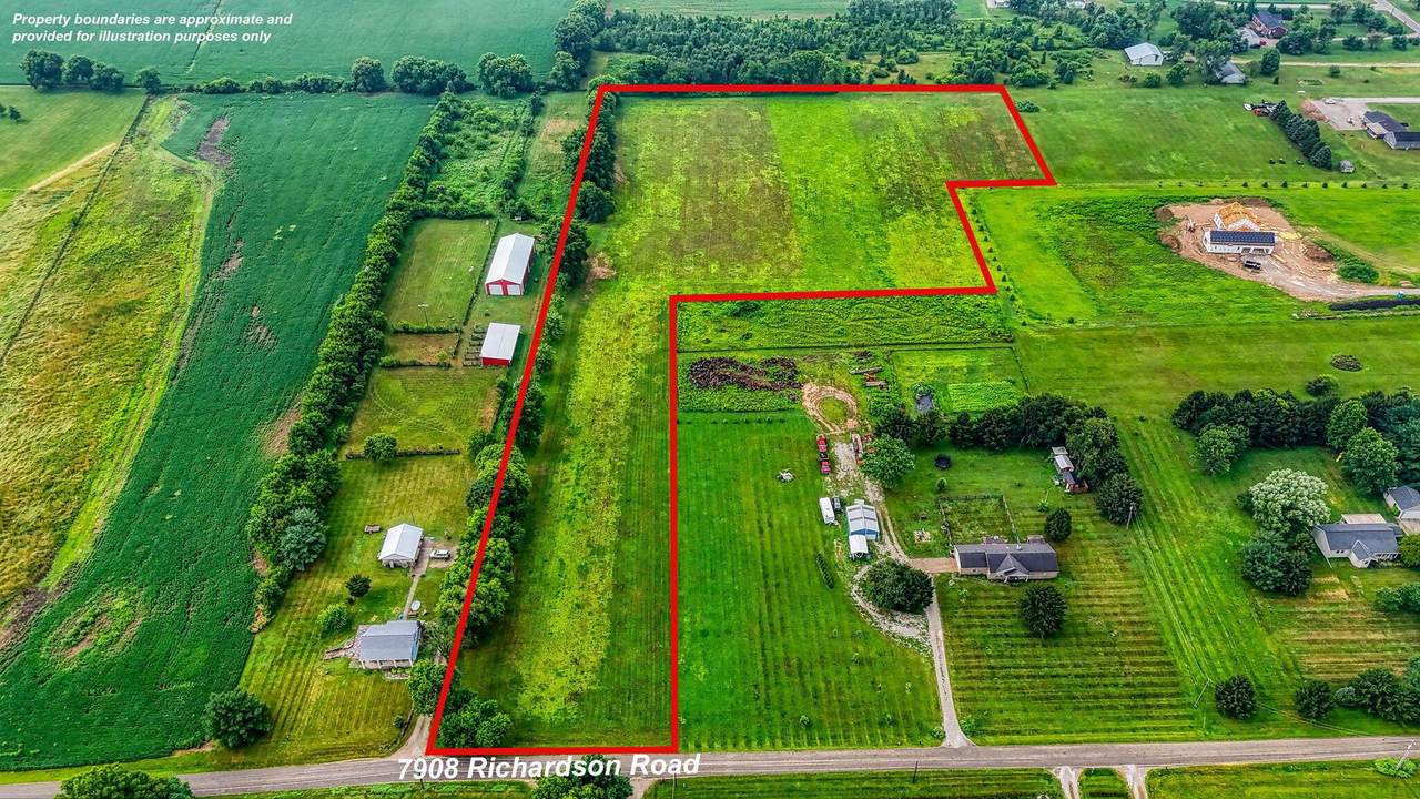 7908 Richardson Road - Photo 1