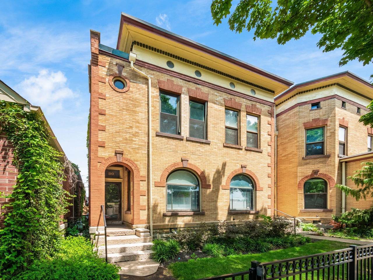 30 4th Avenue - Photo 1