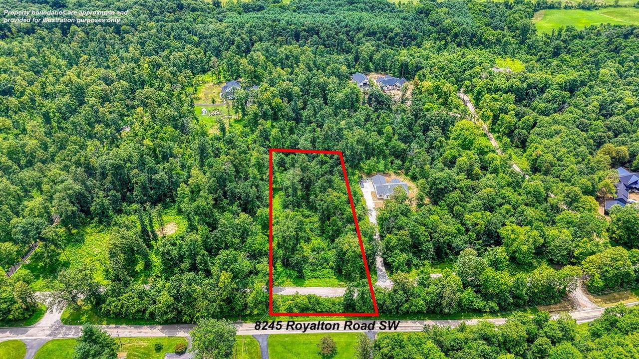 8245 Royalton Road - Photo 1