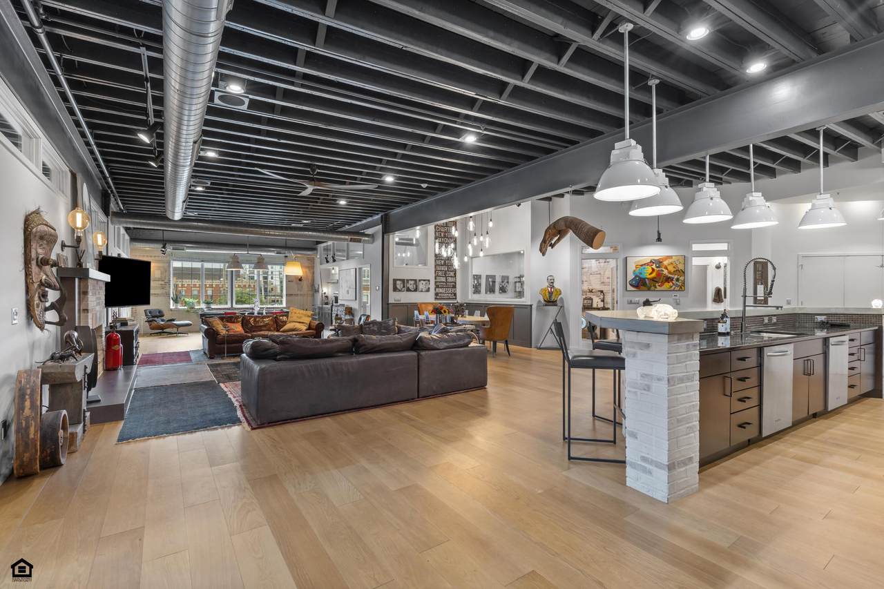 17-213 3rd Avenue - Photo 1