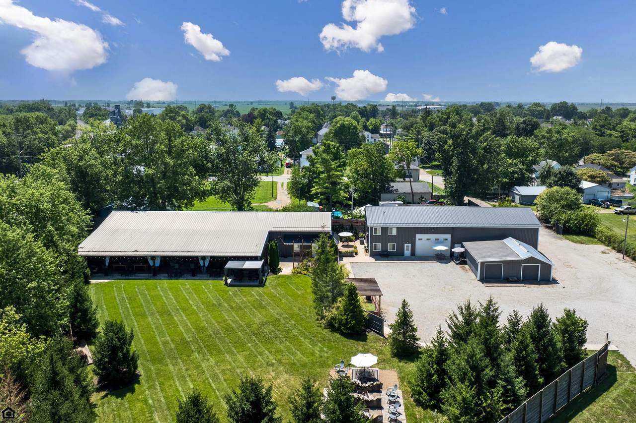 8 3rd Avenue - Photo 1