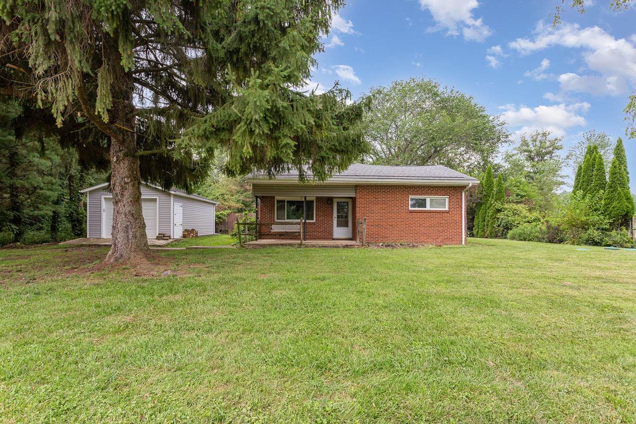 5552 Summit Road - Photo 1