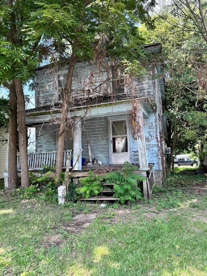 891 Main Street - Photo 1