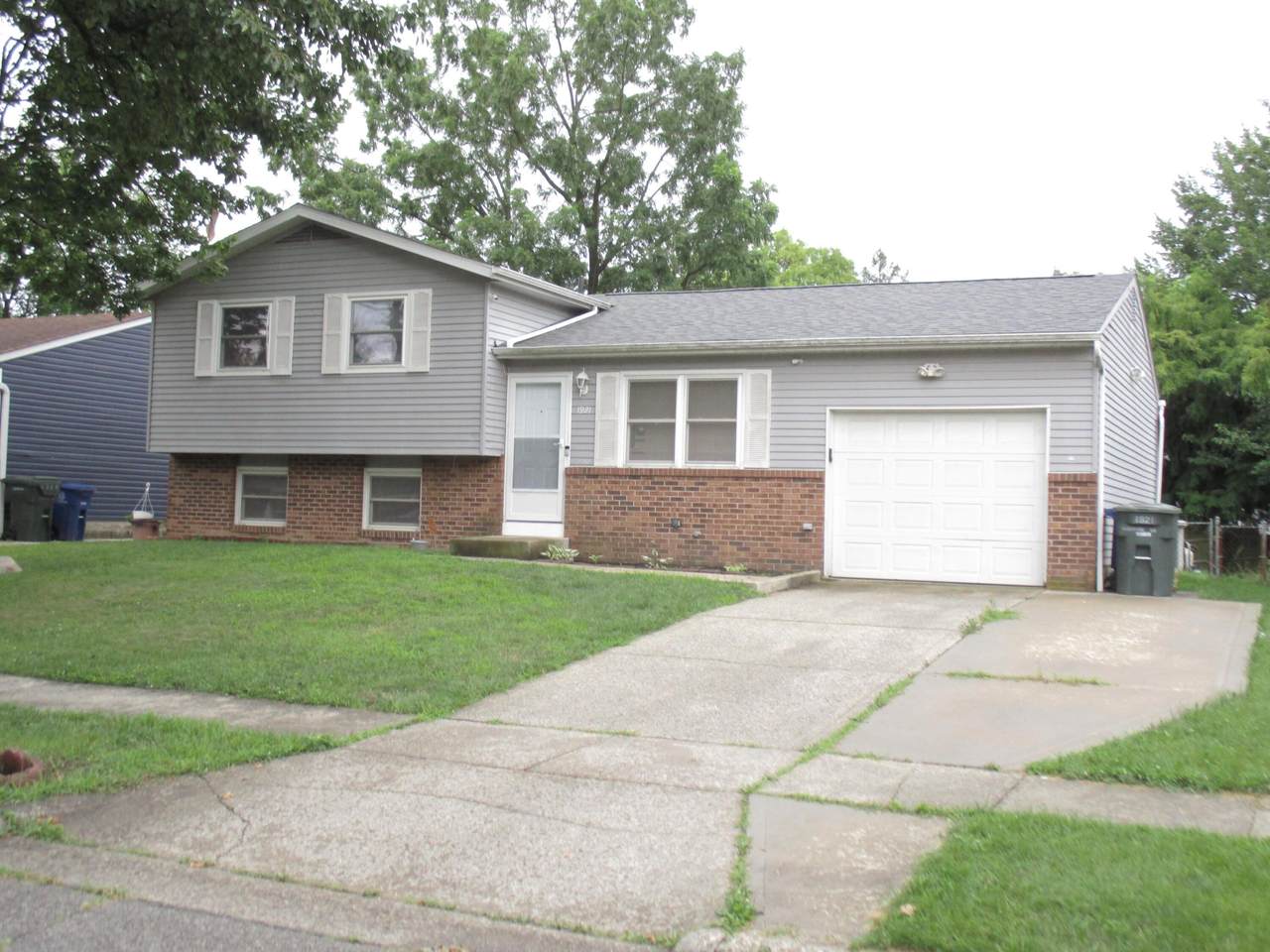 1921 Dandridge Drive - Photo 1