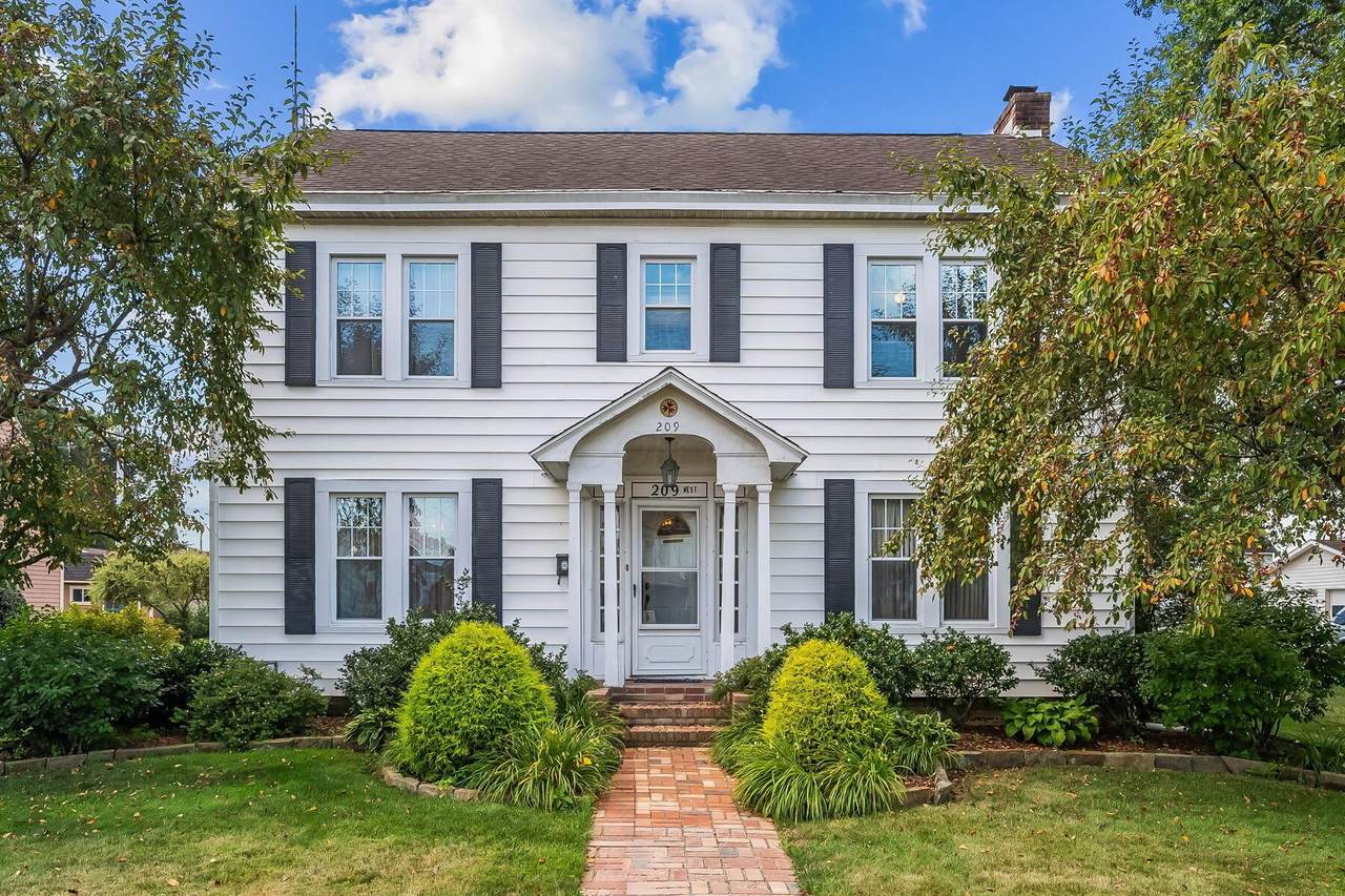 209 Russell Avenue - Photo 1