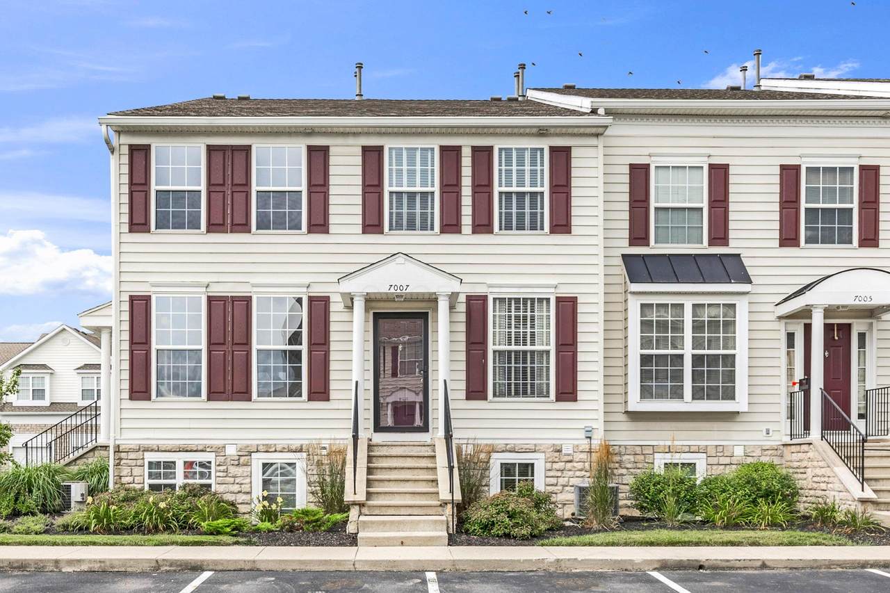 7007 Monarchos Drive - Photo 1