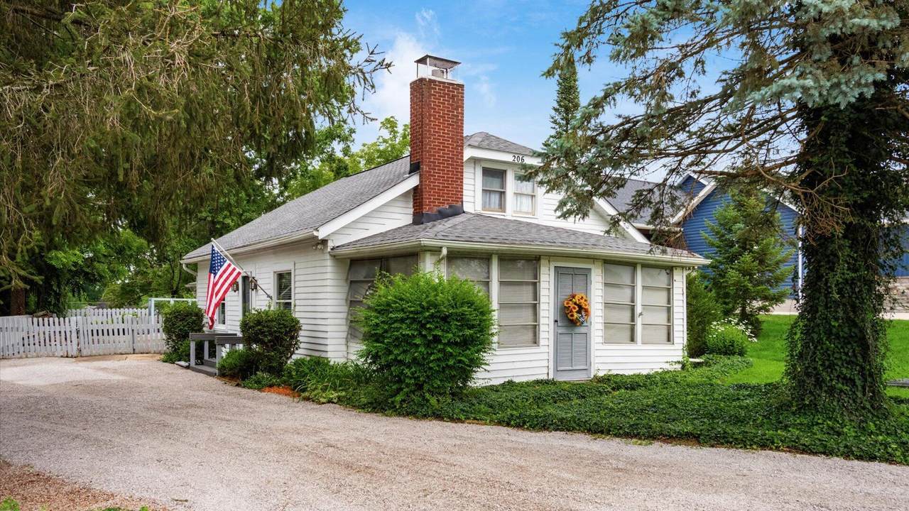 206 Freeman Memorial Drive - Photo 1