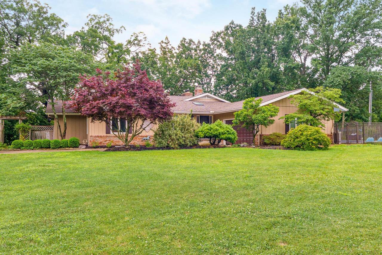 6533 Lake Of The Woods Point - Photo 1