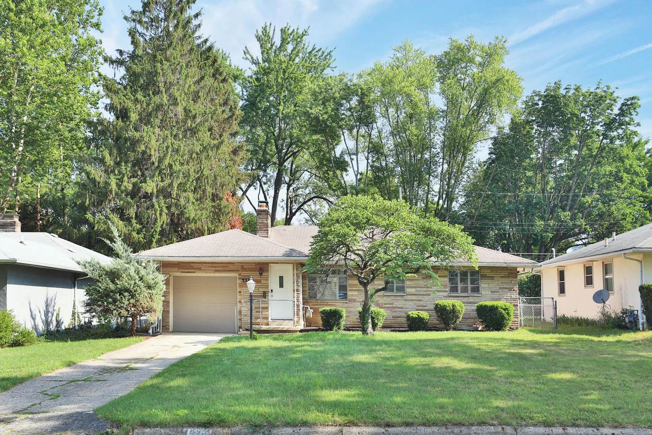 696 Schreyer Place - Photo 1