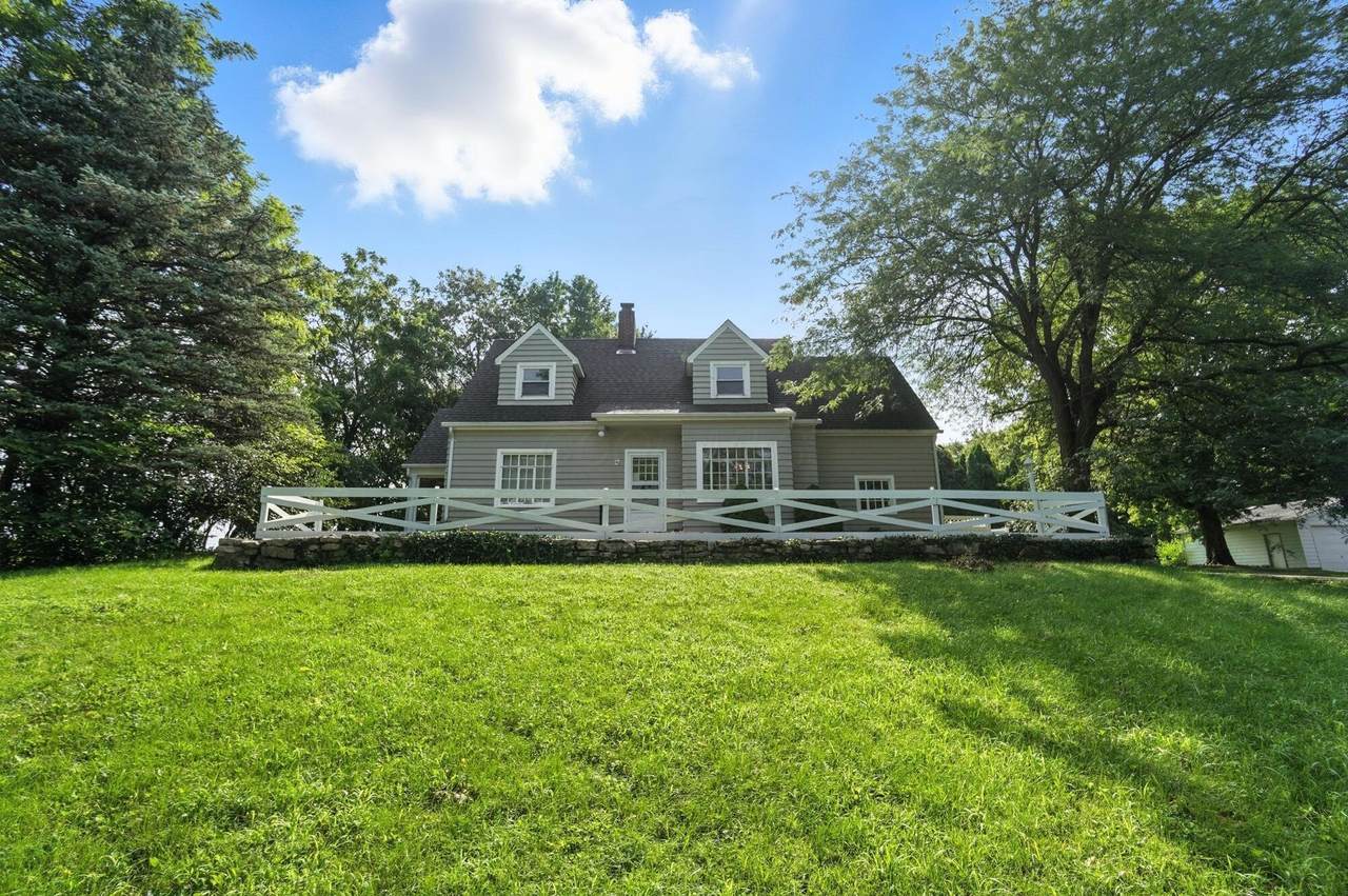 106 Titus Road - Photo 1