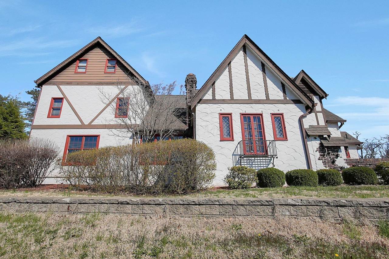 7 Saint Andrews Boulevard - Photo 1