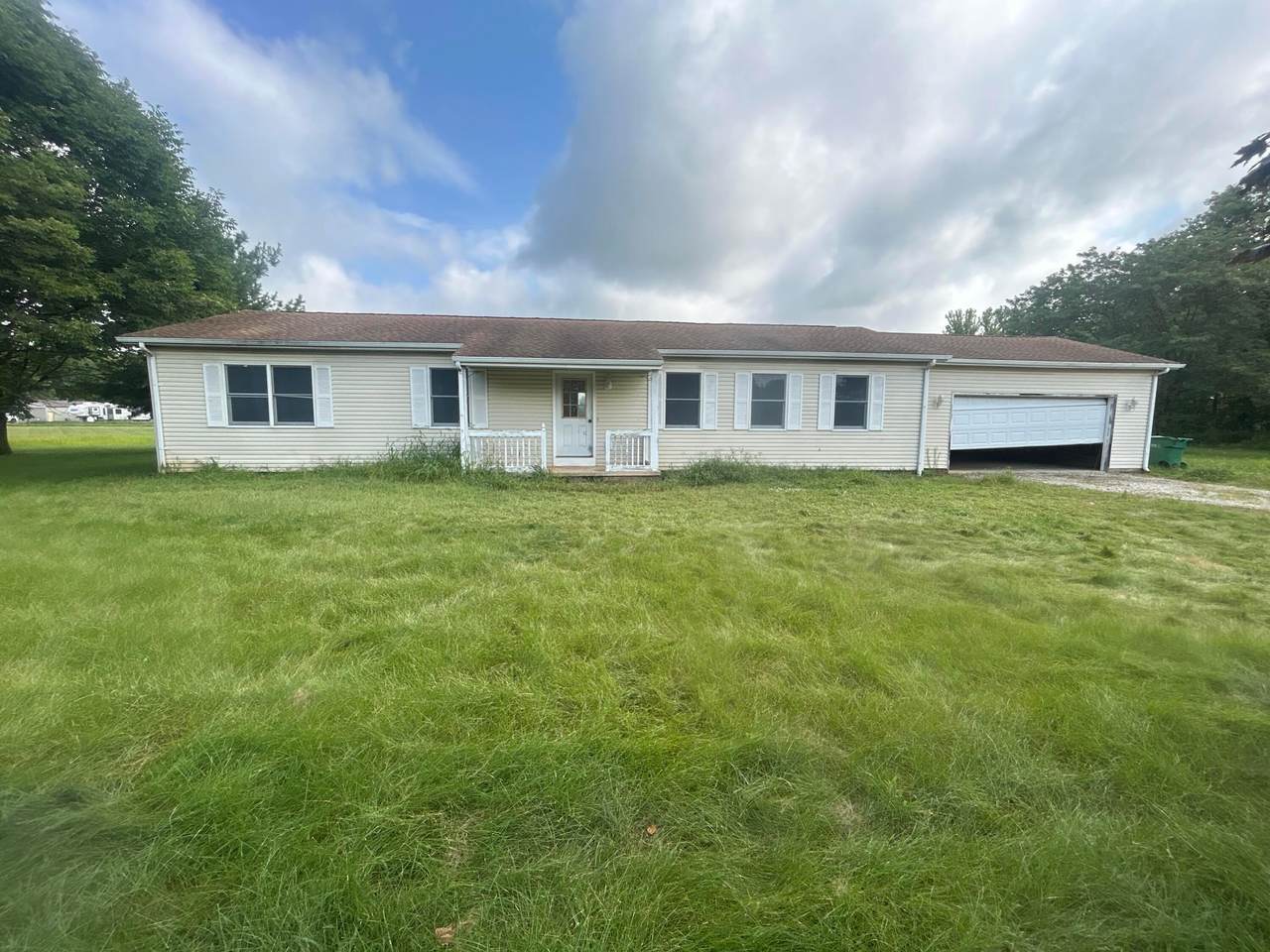 3940 London Lancaster Road - Photo 1