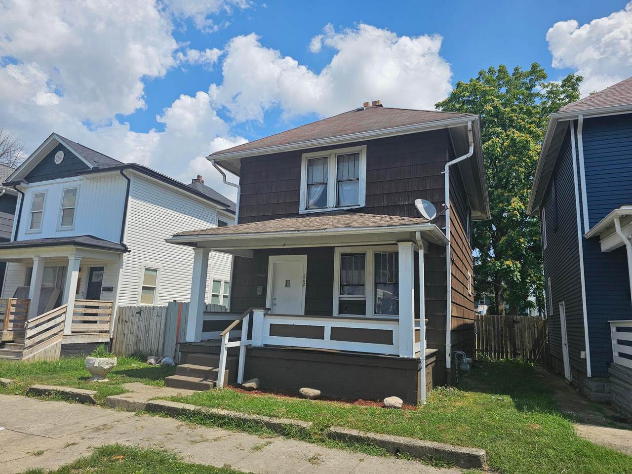 262 Harris Avenue - Photo 1