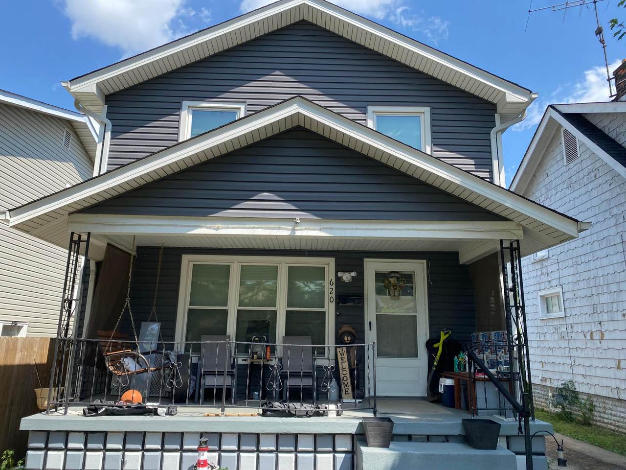 620 Warren Avenue - Photo 1