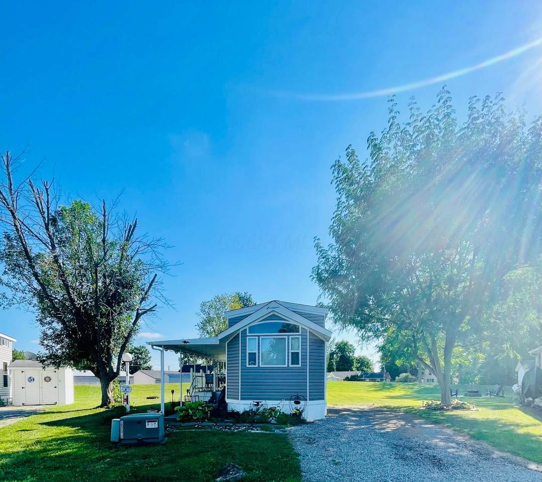 11377-59 Township Rd. 266 - Photo 1