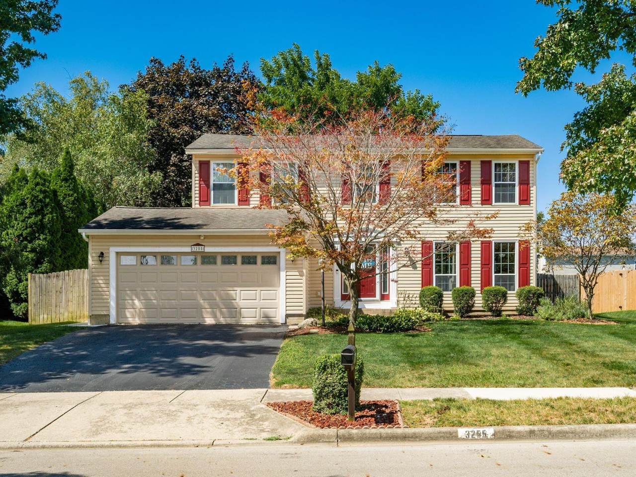3255 Reed Point Drive - Photo 1