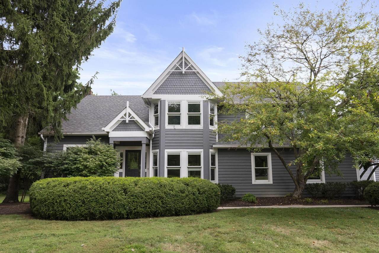 5040 Sunbury Road - Photo 1