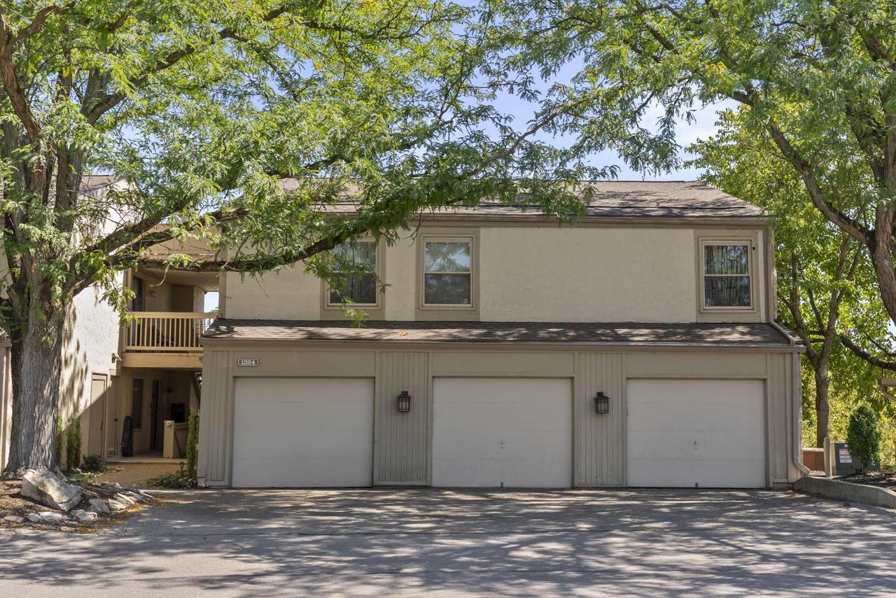 1324-B Lake Shore Drive - Photo 1