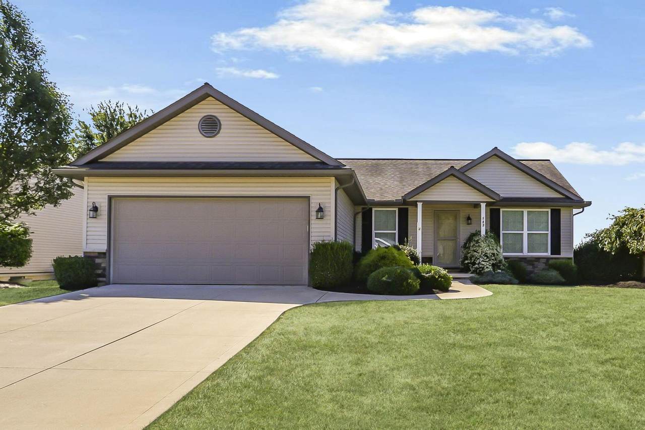 127 Struble Circle - Photo 1