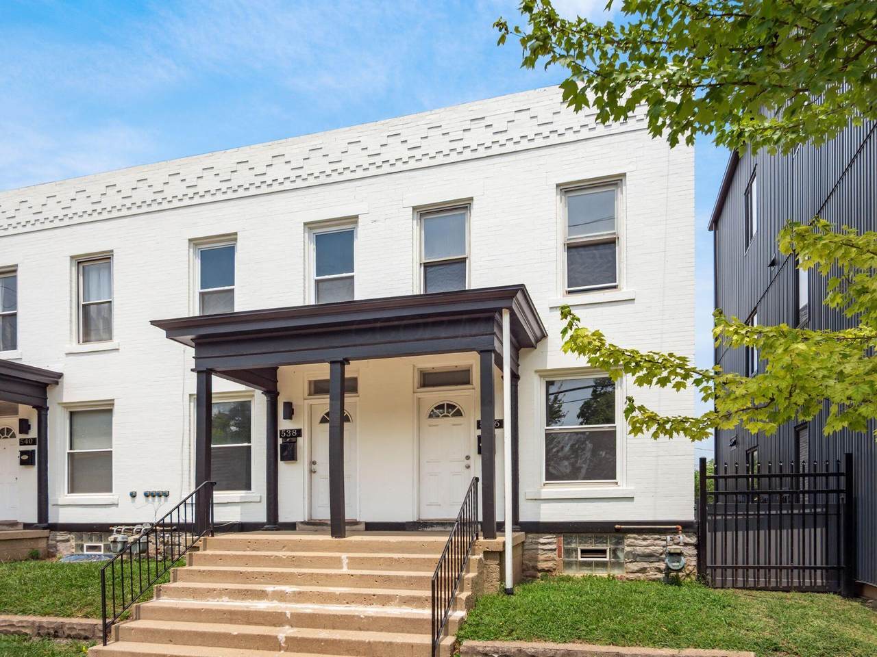 536 Town Street - Photo 1