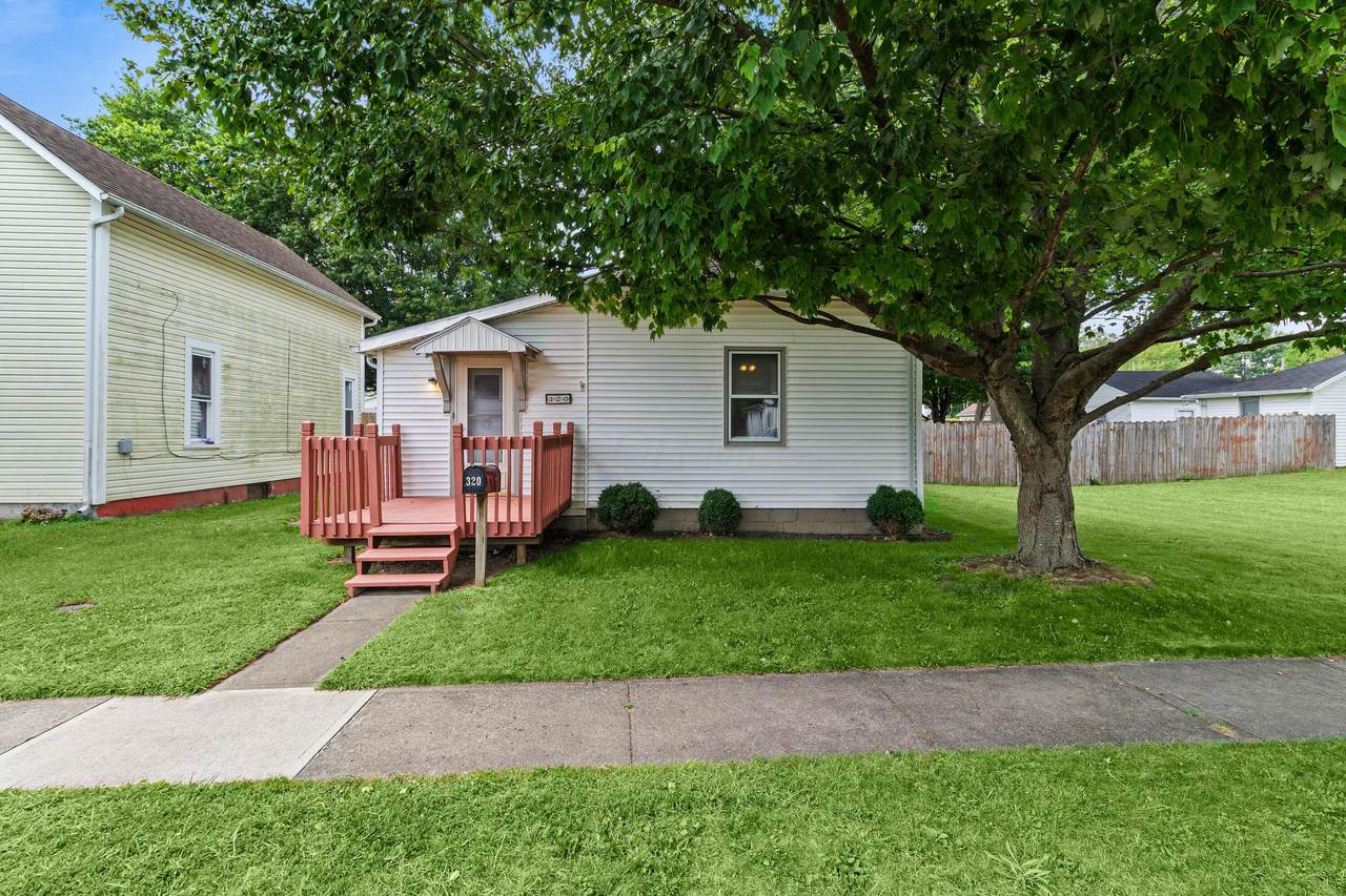 320 Freeman Avenue - Photo 1