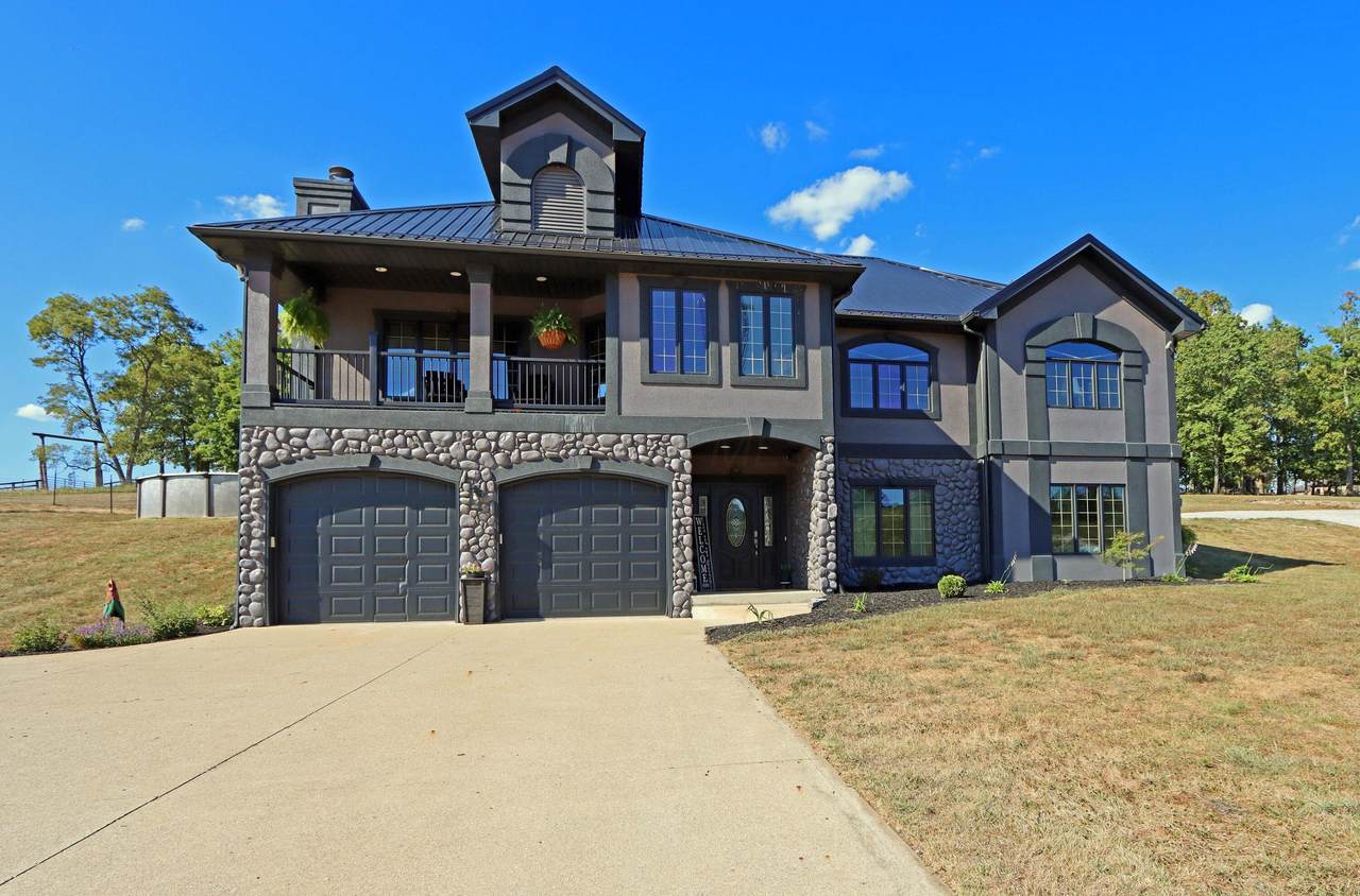 216 Patrick Avenue - Photo 1