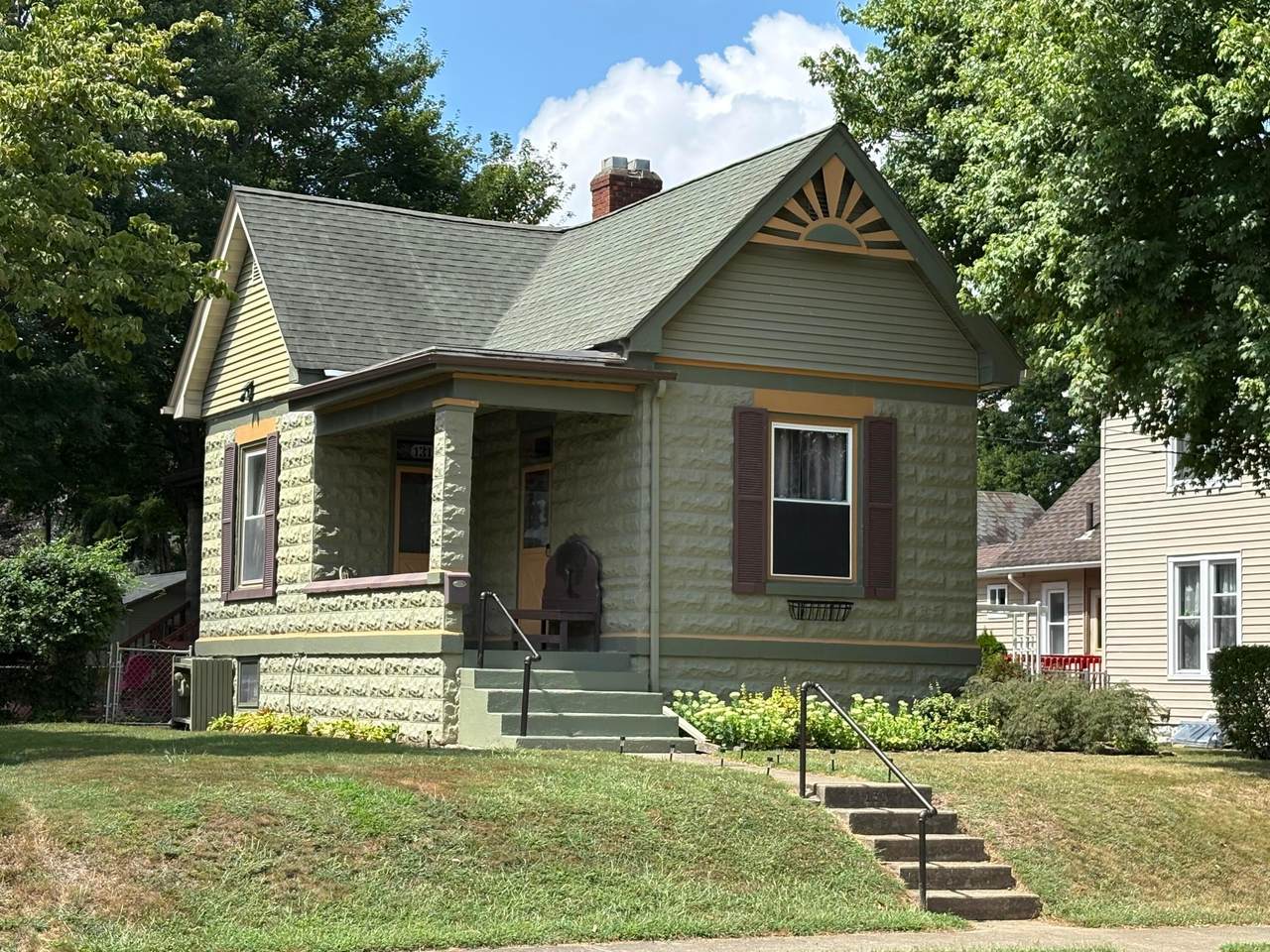 131 Linden Avenue - Photo 1
