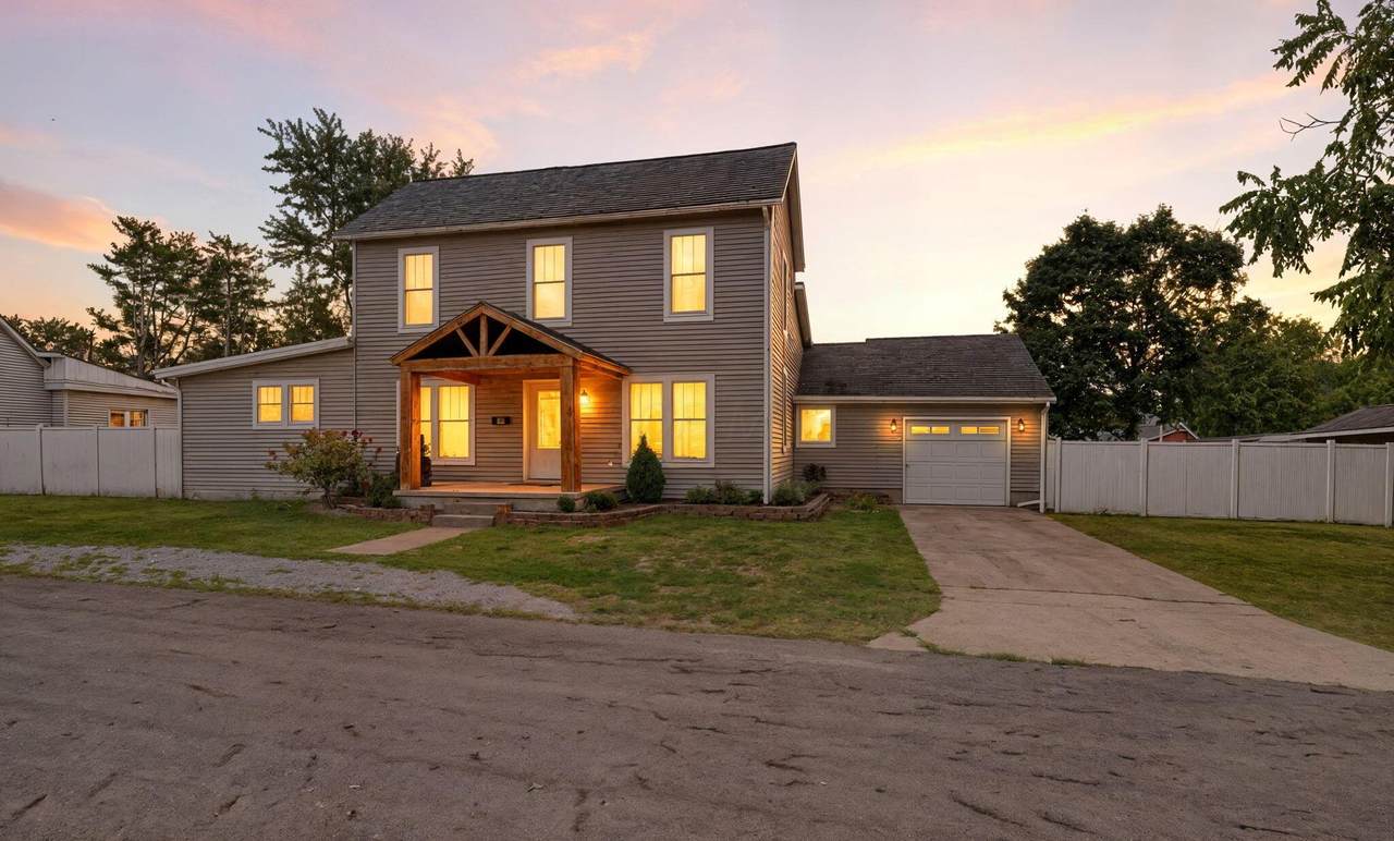 8 Fleetwood Avenue - Photo 1