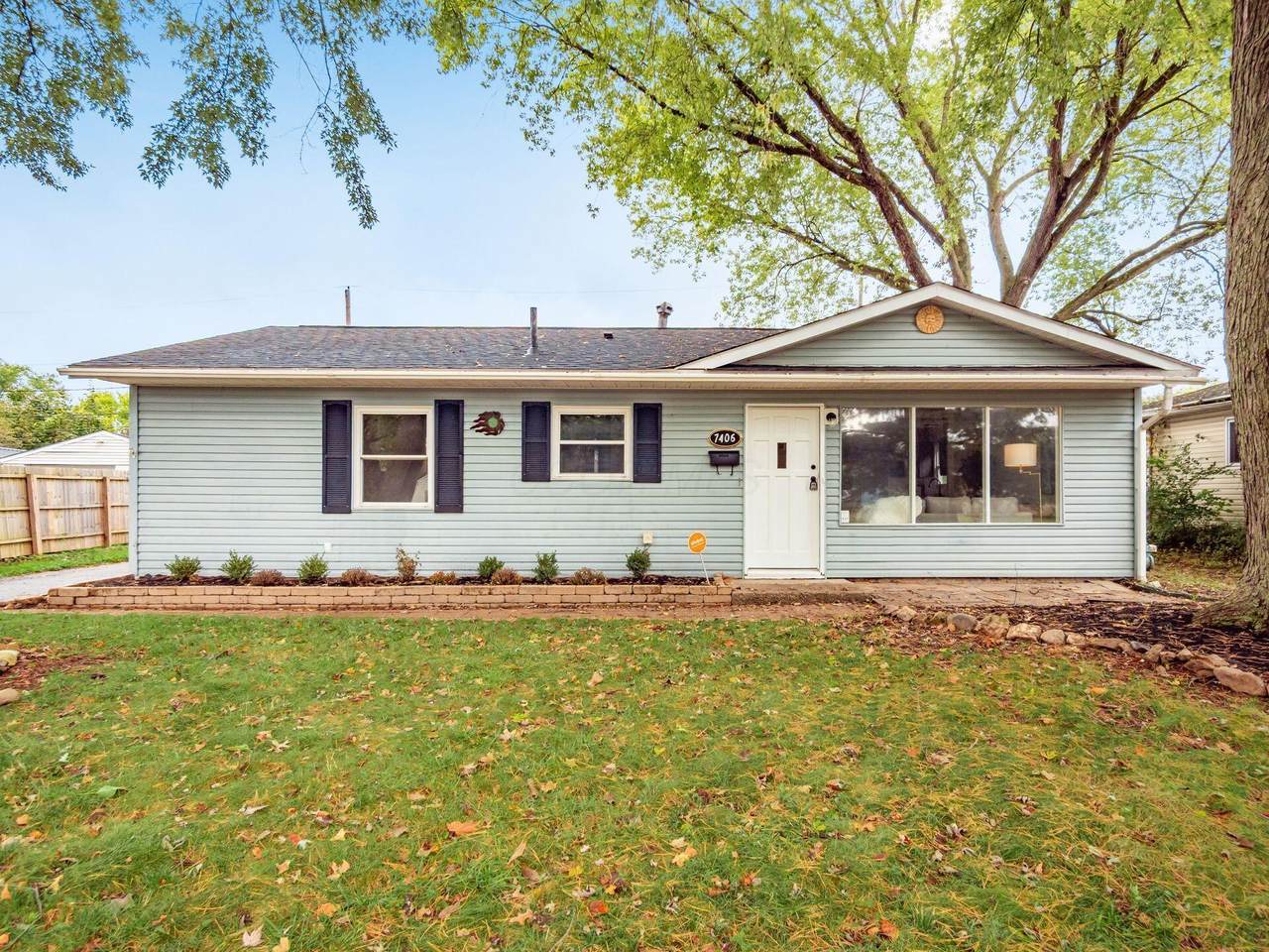 7406 Warwick Avenue - Photo 1