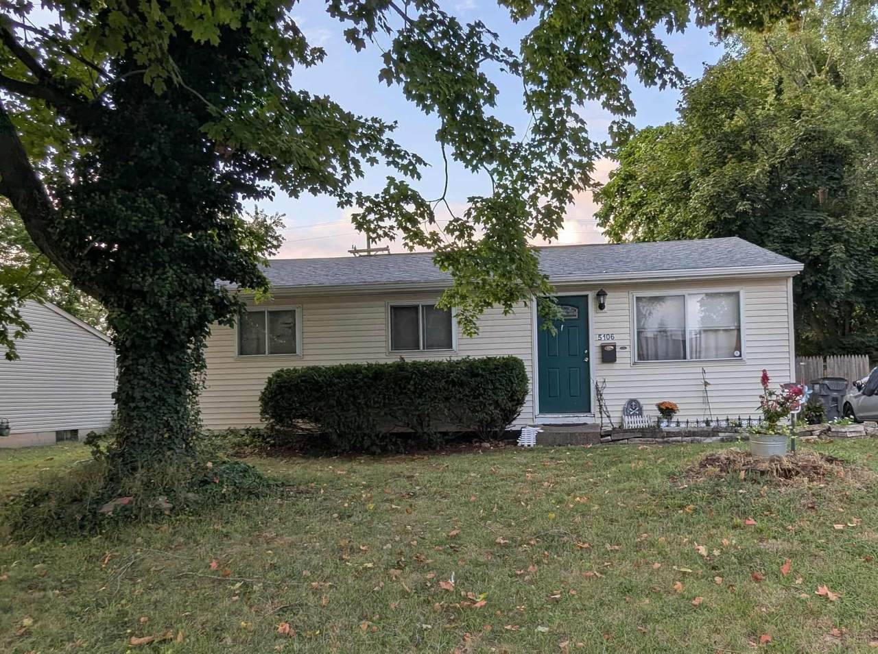 5106 Harbor Boulevard - Photo 1