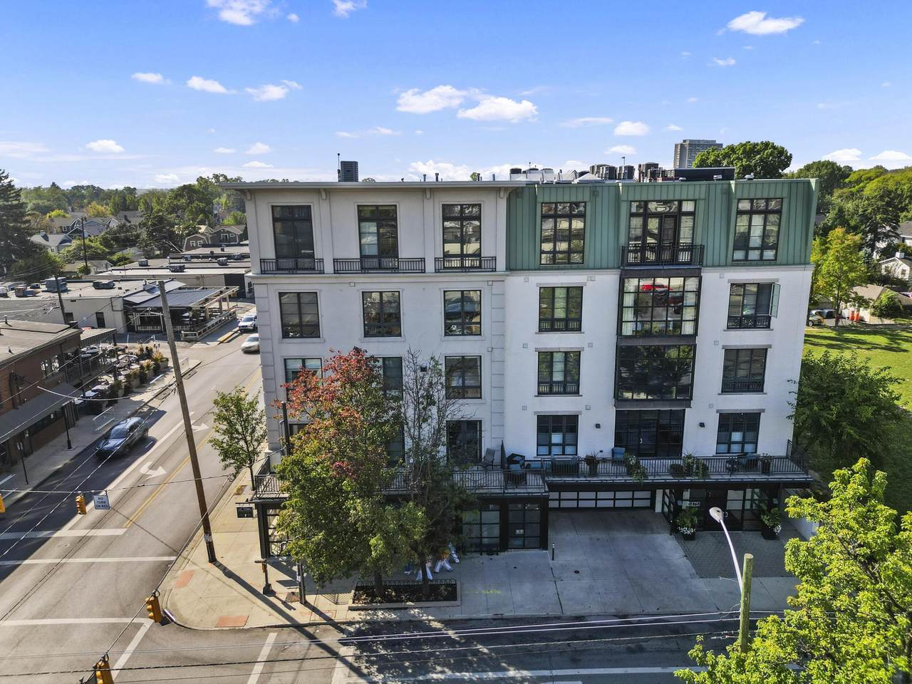 1475-204 3rd Avenue - Photo 1