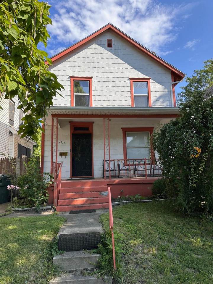 1310 Hildreth Avenue - Photo 1