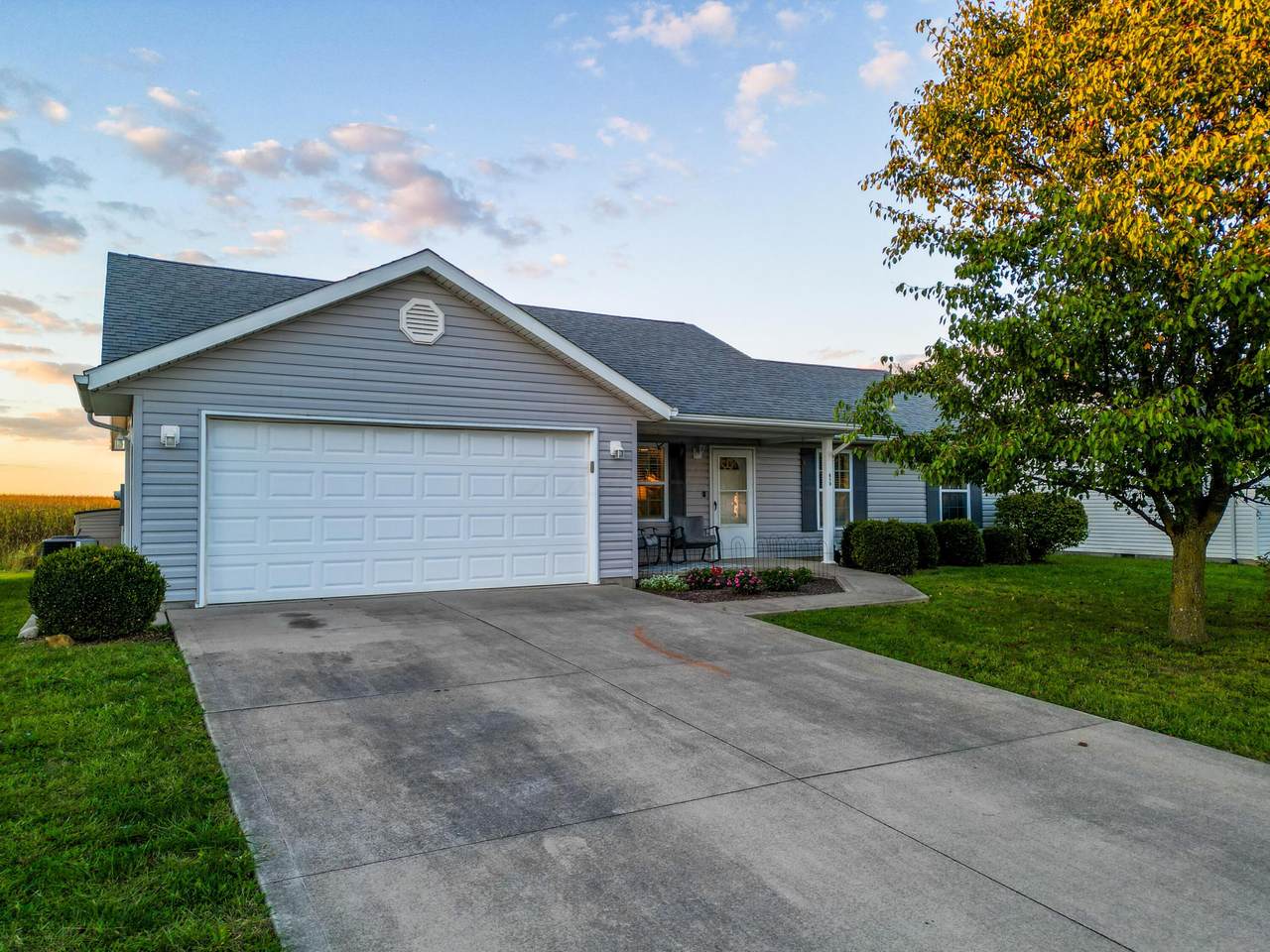 850 Linden Avenue - Photo 1