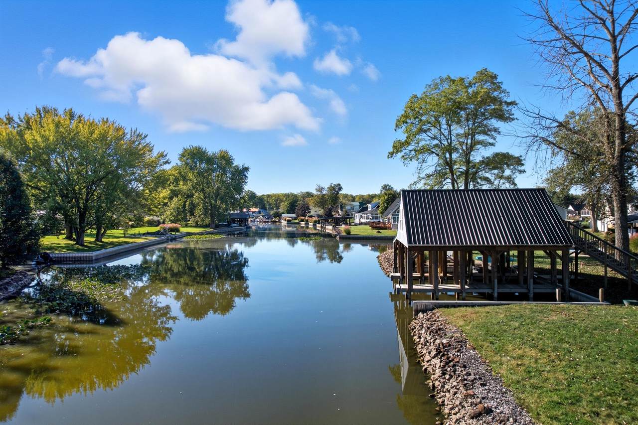 15172 Canoe Lane - Photo 1